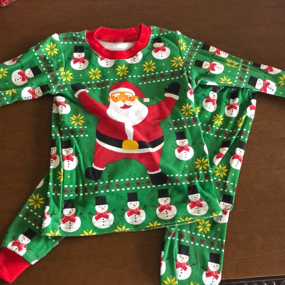 Christmas pajama set 4T
